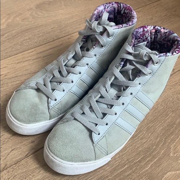 BOGO Adidas suede hi-tops 6.5 - Picture 7 of 9